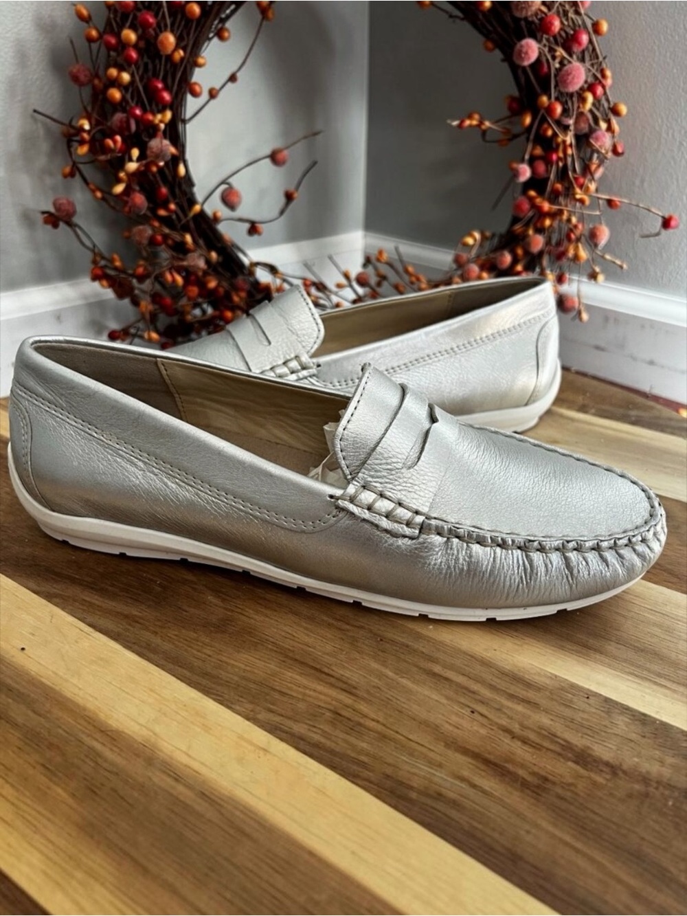 Ara The Alabama Sport Womens Loafer Flat Sz 6.5 Metallic Platinum Leather